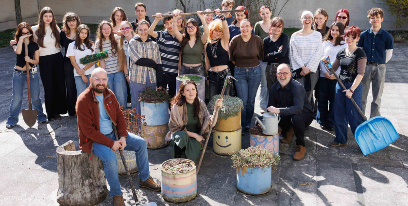 Kukkónia Art Garden Képzőművészeti Kurzus