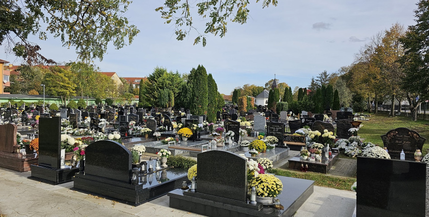 Hosszabb nyitvatartás és fokozott rendőri jelenlét a temetőknél