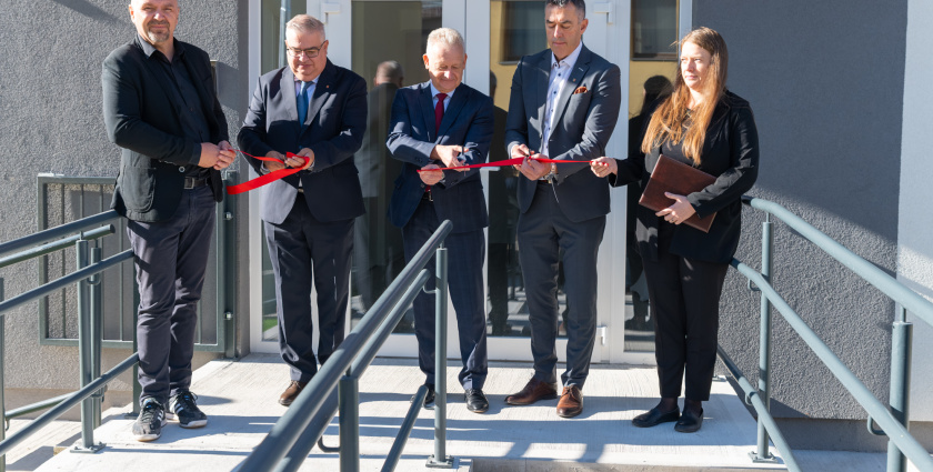 Krízisközponttá alakították a hajléktalanszálló épületét